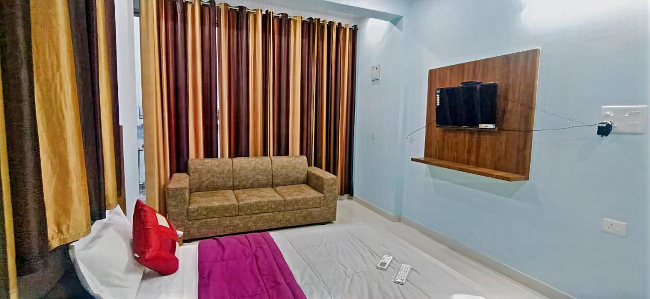 Hotel Comfort Inn Homestay Déhrádún Exteriér fotografie