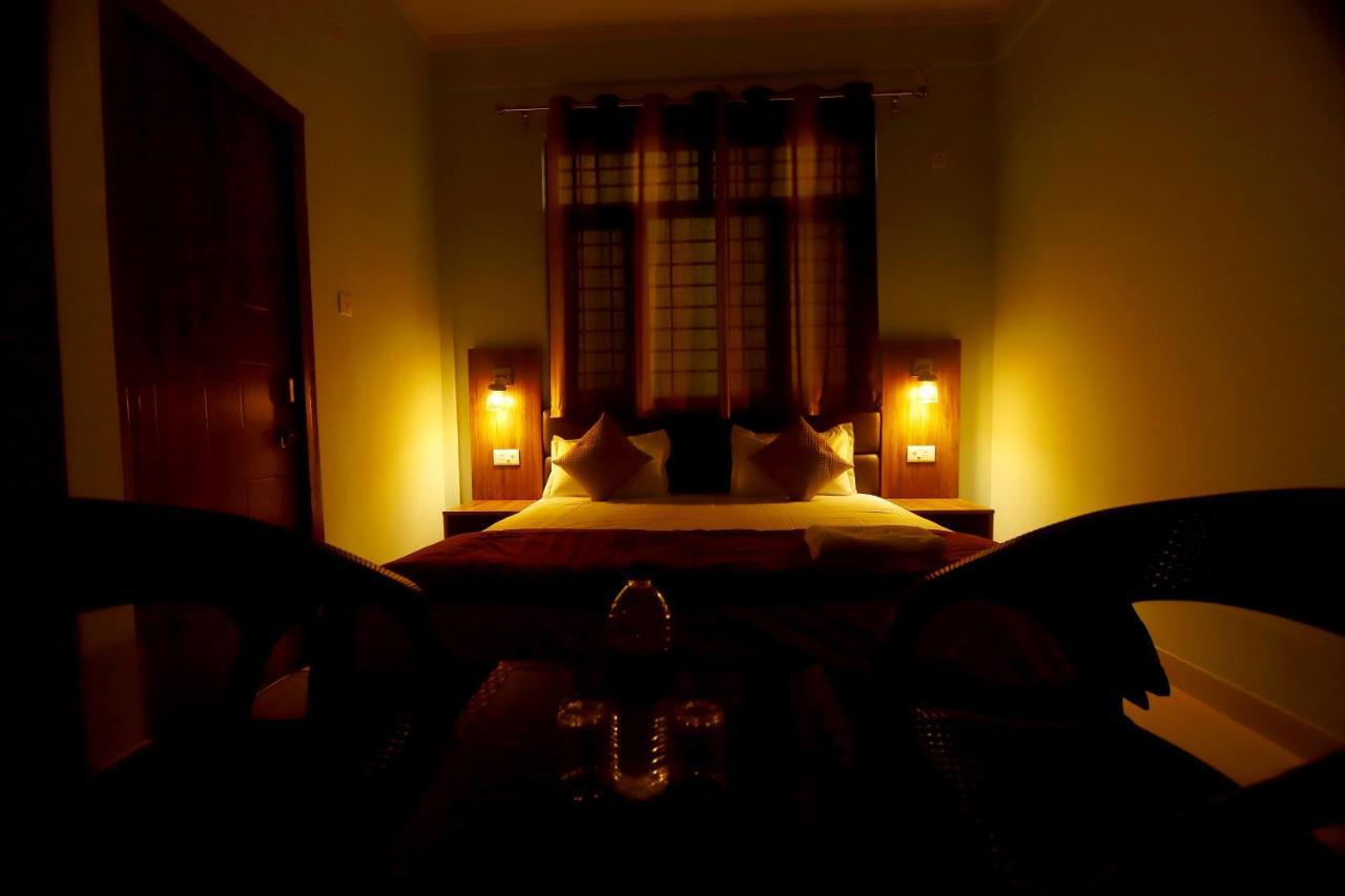 Hotel Comfort Inn Homestay Déhrádún Exteriér fotografie