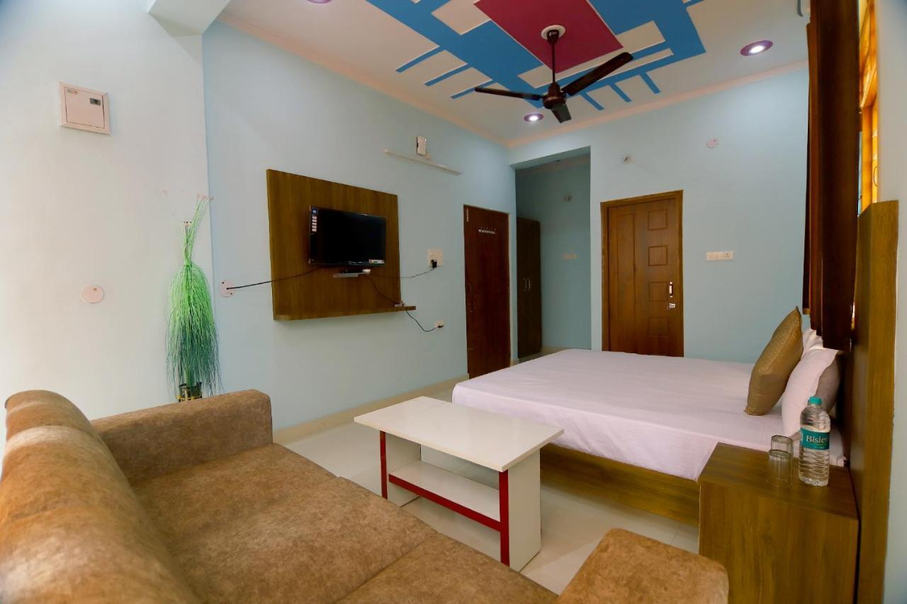 Hotel Comfort Inn Homestay Déhrádún Exteriér fotografie