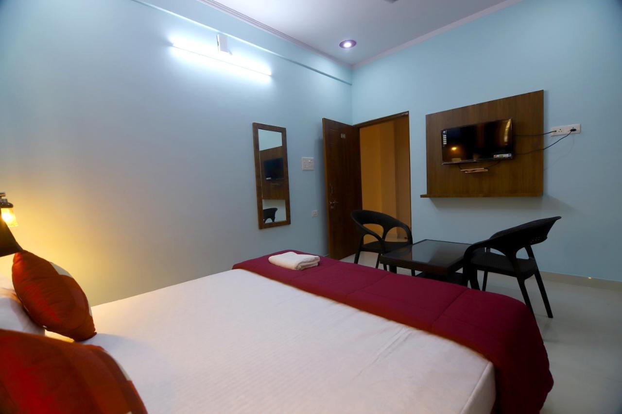 Hotel Comfort Inn Homestay Déhrádún Exteriér fotografie